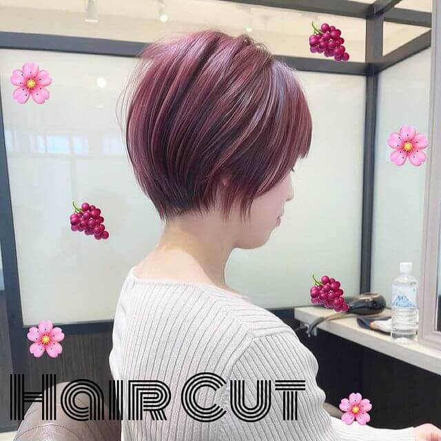 ピンクのヘアカラーの川井選手