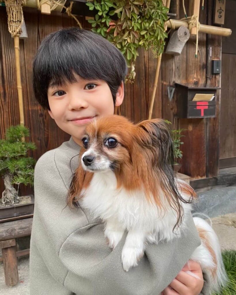 トリーバーチの衣装を着て紅白に出演した石川佳純